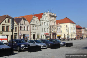 Kamienice na rynku w Rawiczu