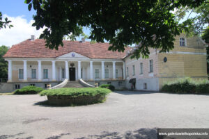 Pałac w Lubaszu