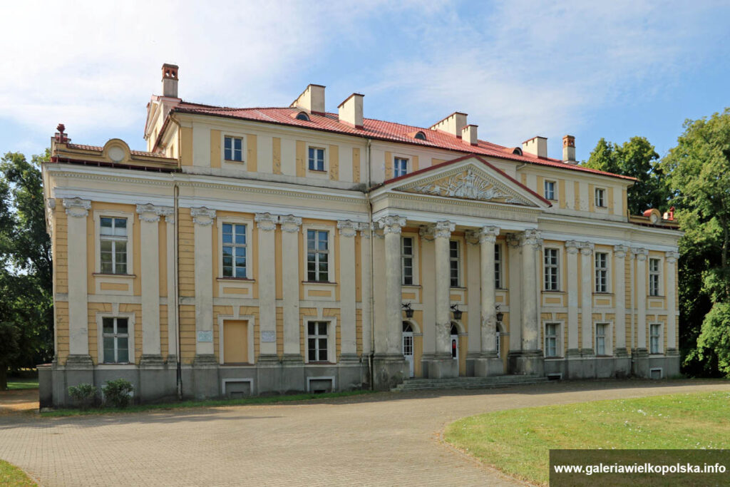Pałac w Objezierzu