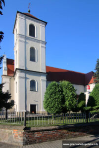 Kościół pw. NMPW i św. Mikołaja w Książu